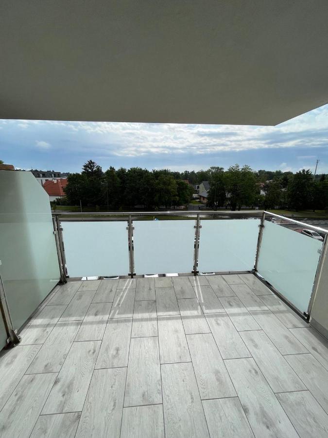 Sdh 1 Radzymin Comfortable Apartment Near Warsaw Exterior foto