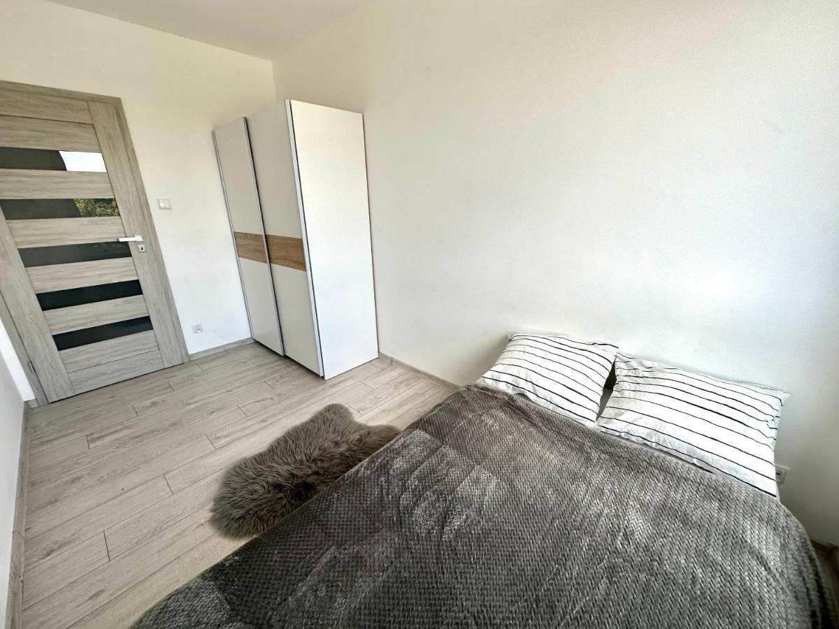 Sdh 1 Radzymin Comfortable Apartment Near Warsaw Exterior foto
